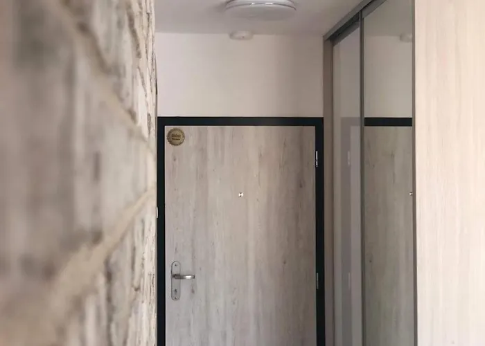 Urban C707, Free Garage Parking شقة براتسيلافا